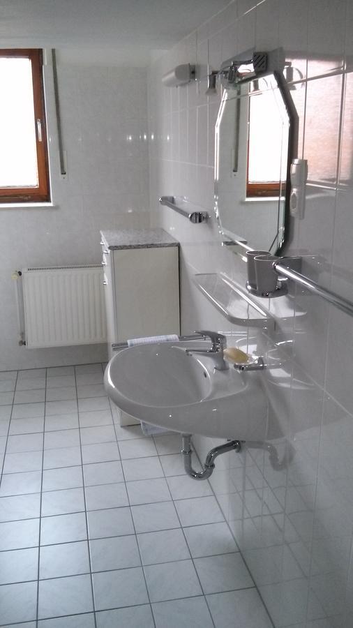 Landgasthof Schaenzer Voerde Экстерьер фото