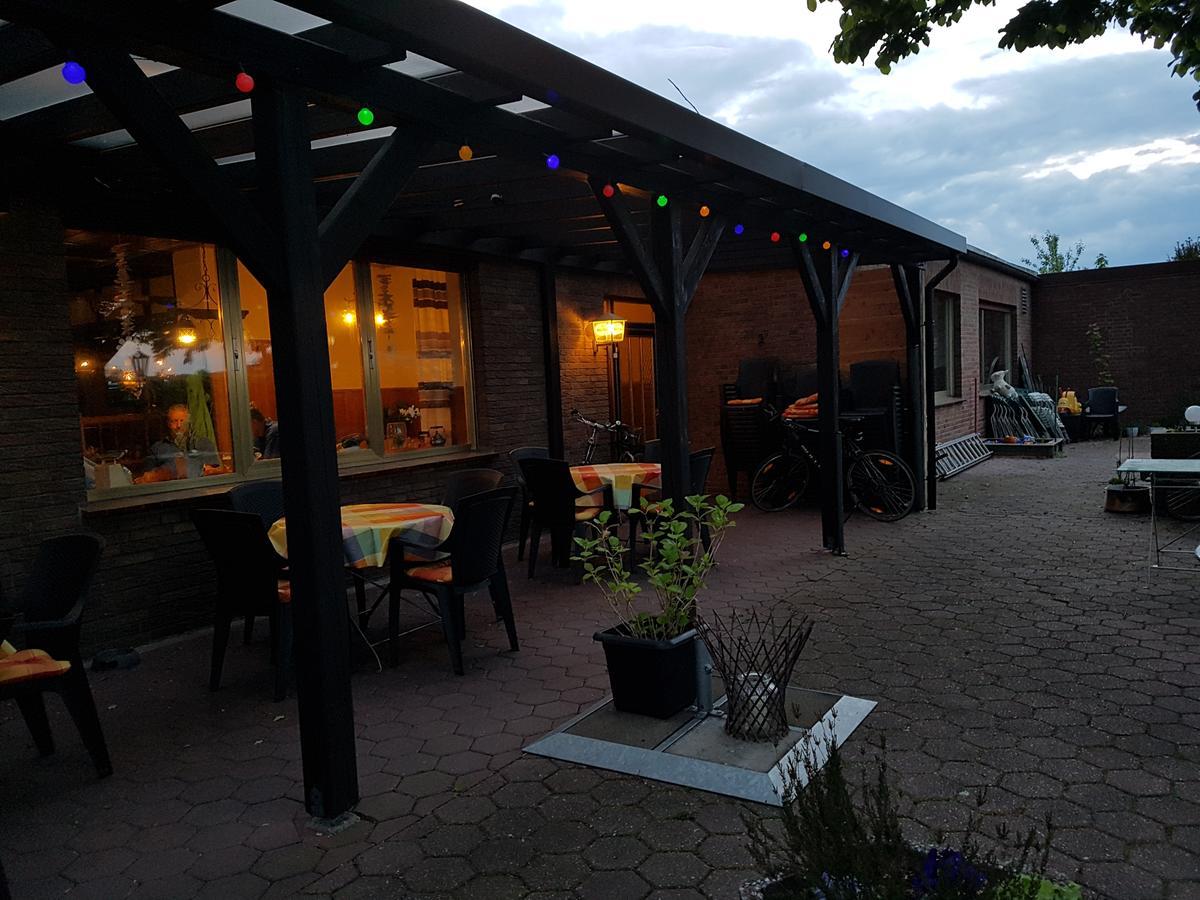 Landgasthof Schaenzer Voerde Экстерьер фото